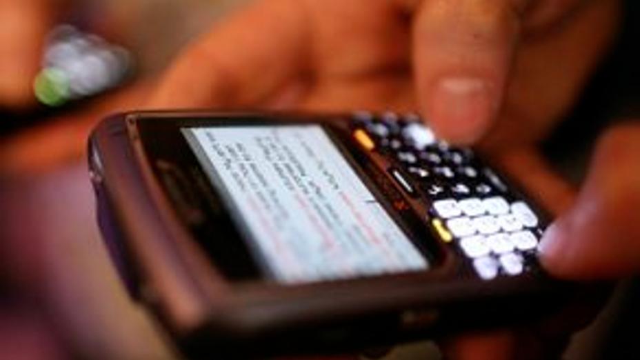 Двое жителей Саудовской Аравии получили тюремные сроки за посты в Twitter