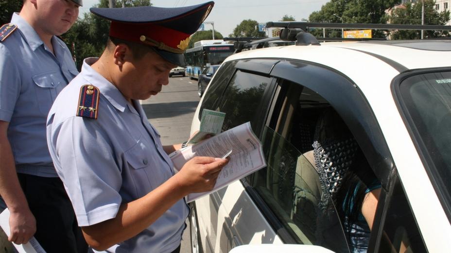 Жүргізуші куәлігін беруді қару берумен теңестіру қажет