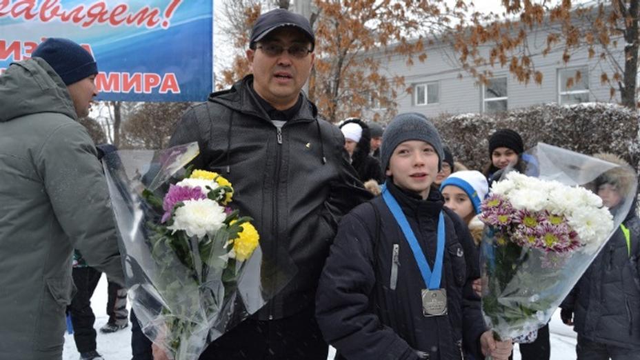 Акробат из СКО вернулся с серебряной медалью с Чемпионата мира в США