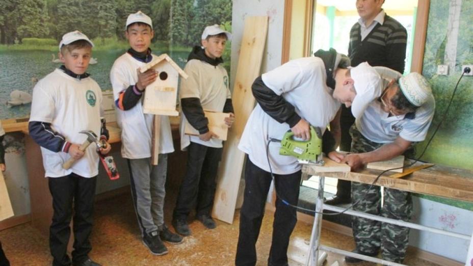 В Павлодарской области школьники создают краснокнижную карту редких растений