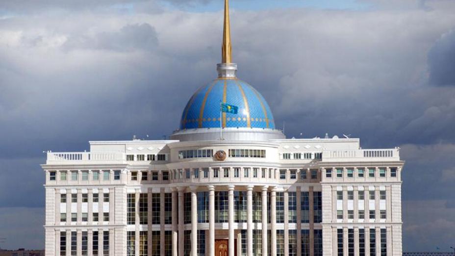 Елбасы Қазақстанға ресми сапармен келген Пәкістан Ислам Республикасының Премьер-министрі Наваз Шарифпен кездесті
