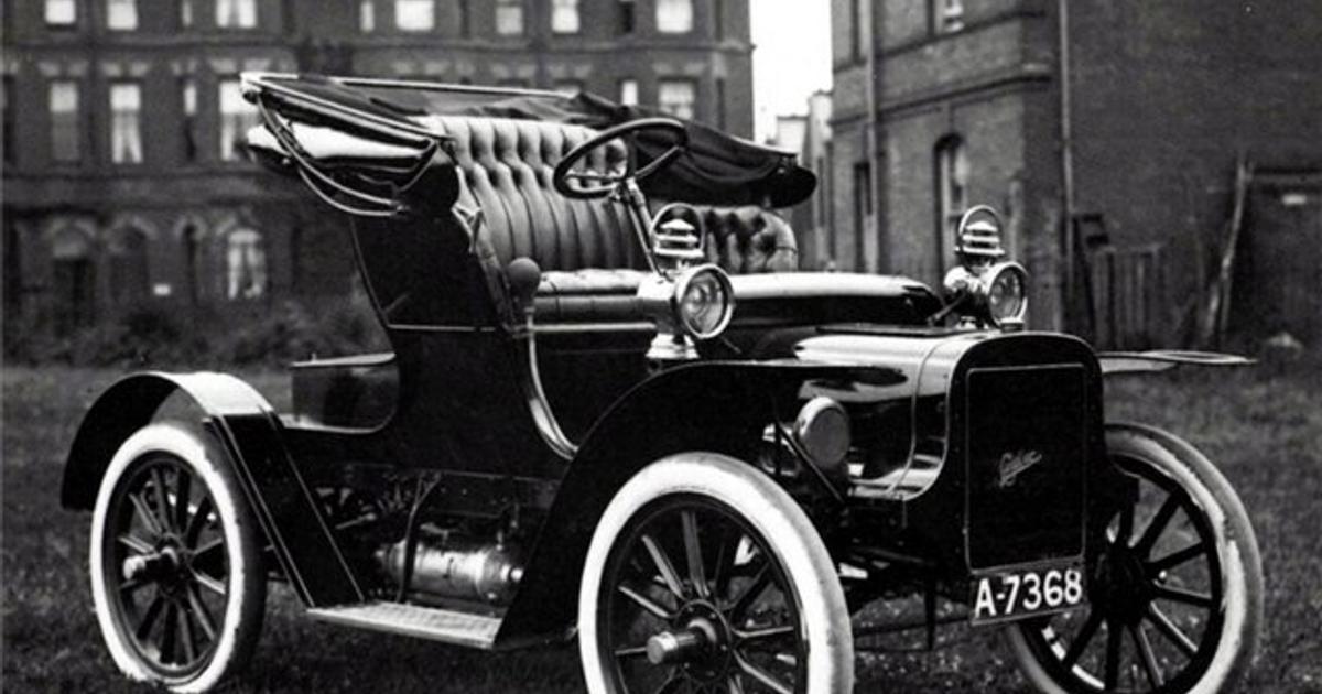 Картинки 1 автомобиля. 17 Октября 1902 — в Детройте выпущен первый автомобиль марки «Кадиллак».. Cadillac model a Runabout (1902). Самый первый Кадиллак 1902. 17 Октября 1902 выпущен первый Кадиллак. Картинки 1 автомобиля. 17 Октября 1902 — в Детройте выпущен первый автомобиль марки «Кадиллак».. Cadillac model a Runabout (1902). Самый первый Кадиллак 1902. 17 Октября 1902 выпущен первый Кадиллак.