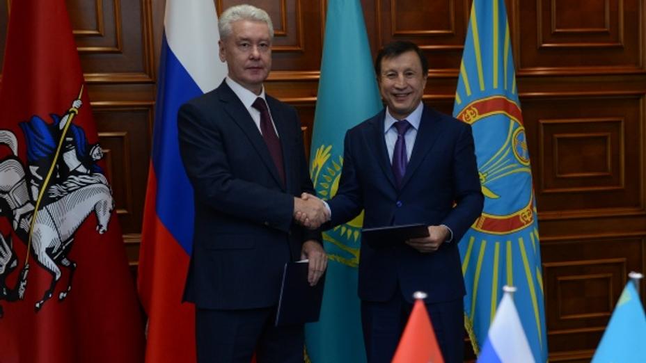 Ә.Жақсыбеков пен Мәскеу мэрі С.Собянин Астана әкімдігі мен Мәскеу Үкіметі арасындағы серіктестік бағдарламасына қол қойды