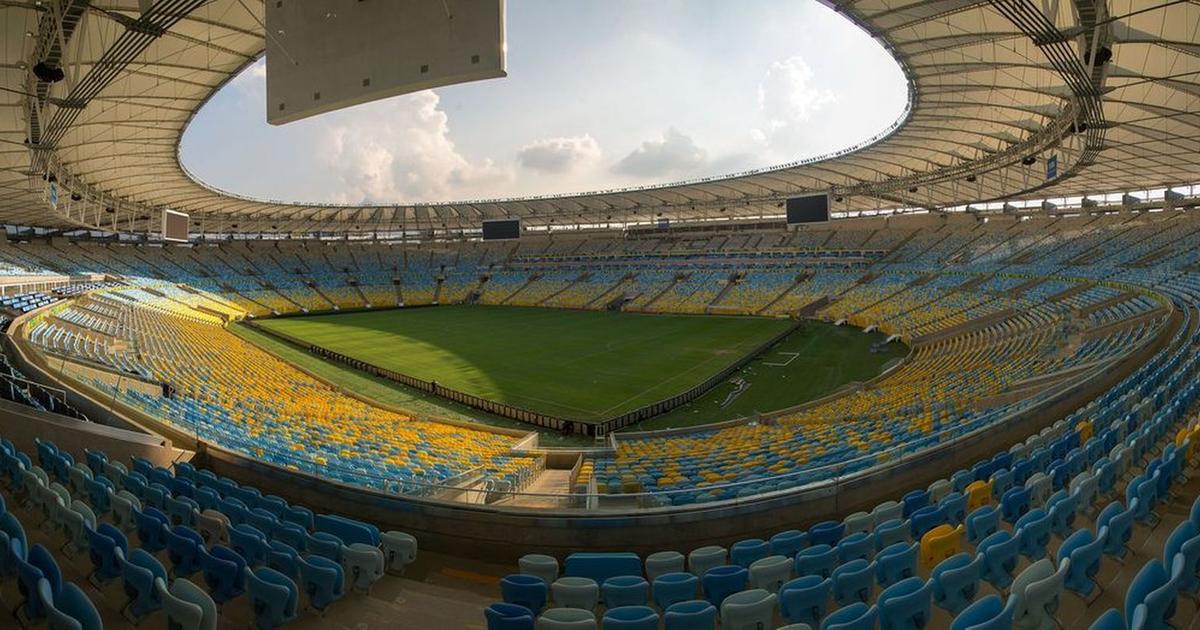 Стадион космонавтов. Стадион «Маракана» в Рио-де-Жанейро, Бразилия.. Стадион Маракана в Бразилии. Самый большой стадион в Рио де Жанейро. Маракана вместительность стадион.