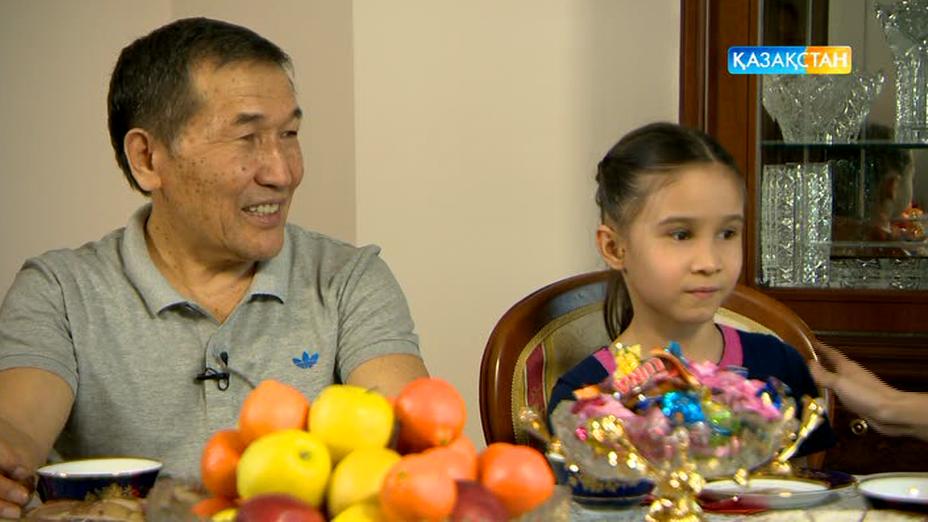 «Сенбілік таң» - Мейірбек Молдабековтың шаңырағында