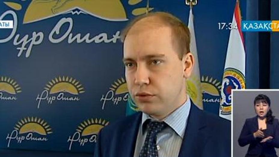 Алматыда Мемлекеттік жастар саясаты туралы заңды түсіндіру мақсатында дөңгелек үстел өтті
