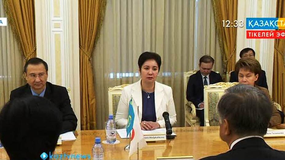 Гүлшара Әбдіқалықова Жапонияның Қазақстандағы Төтенше және өкілетті Елшісі Масаеси Камохарамен кездесті
