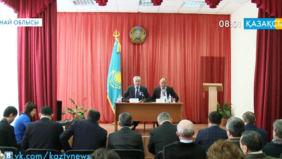 Қостанай облысындағы Жамбыл ауылында аудан әкімі есеп берді