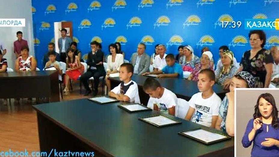 «Нұр Отан» партиясы ата-ана қамқорлығынсыз қалған жеткіншектерге қолдау көрсетеді