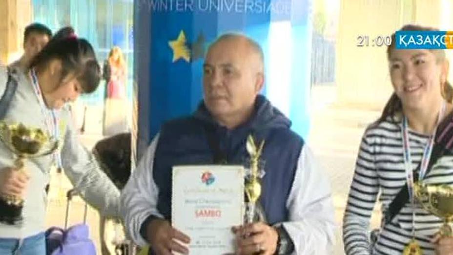 Жас самбошылар Әлем чемпионатынан оралды