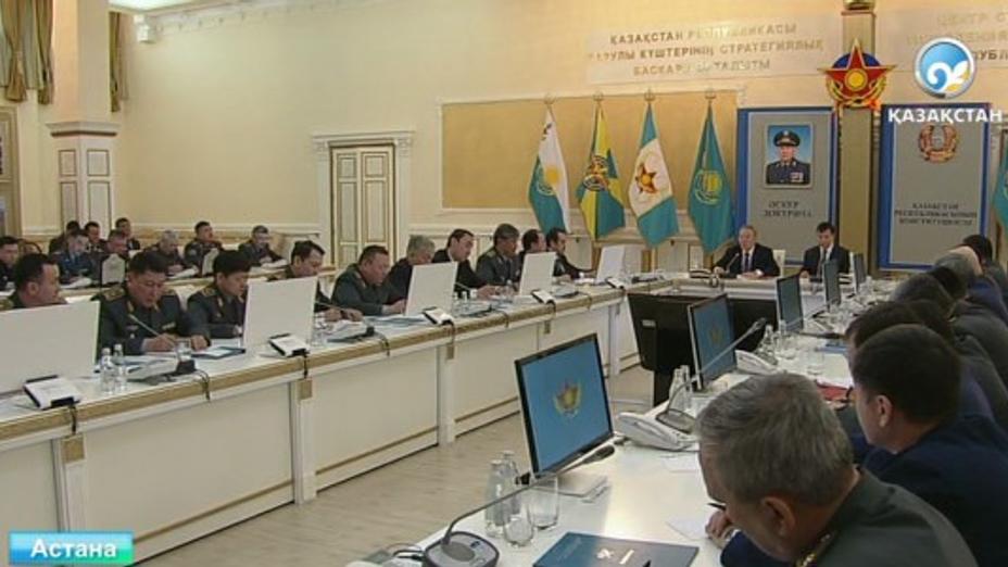Нұрсұлтан Назарбаев Қорғаныс министрлігінде кеңес өткізді